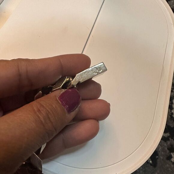 UNISEX Louis Vuitton Bracelet  M62486 Silver - Picture 15 of 16